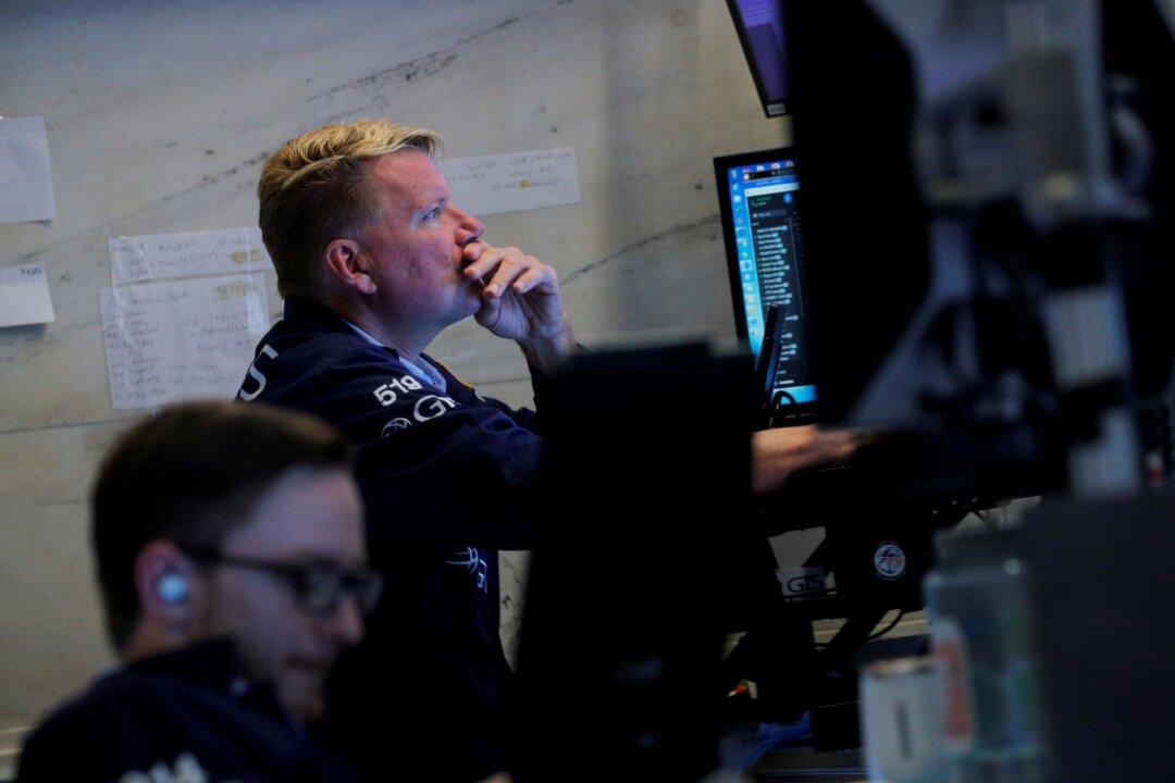 Equity, Bond Funds See Inflows as Markets Hit Rough Patch: BOFA