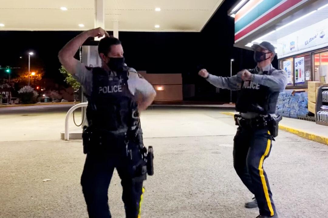 RCMP Officers ‘Bust a Move’ to Make Jittery Teens Laugh—and the Video Goes Viral