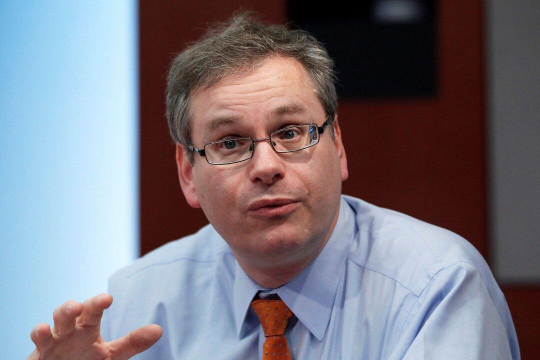 Citigroup Executive Levkovich Dies a Month After Being Hit by Car