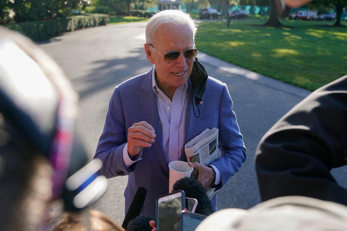 Pelosi Sets New Deadline as Biden Says Democrats’ Infighting Leaving ‘Everybody Frustrated’