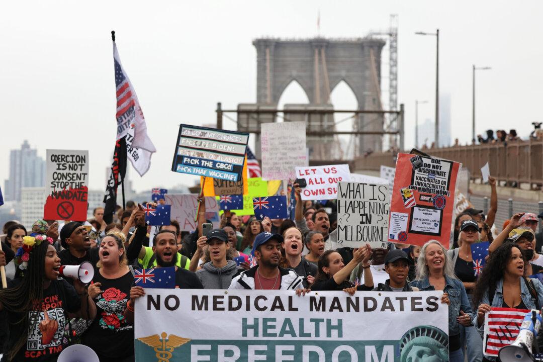 Thousands of Unvaccinated New York City Teachers on Unpaid Leave: Union
