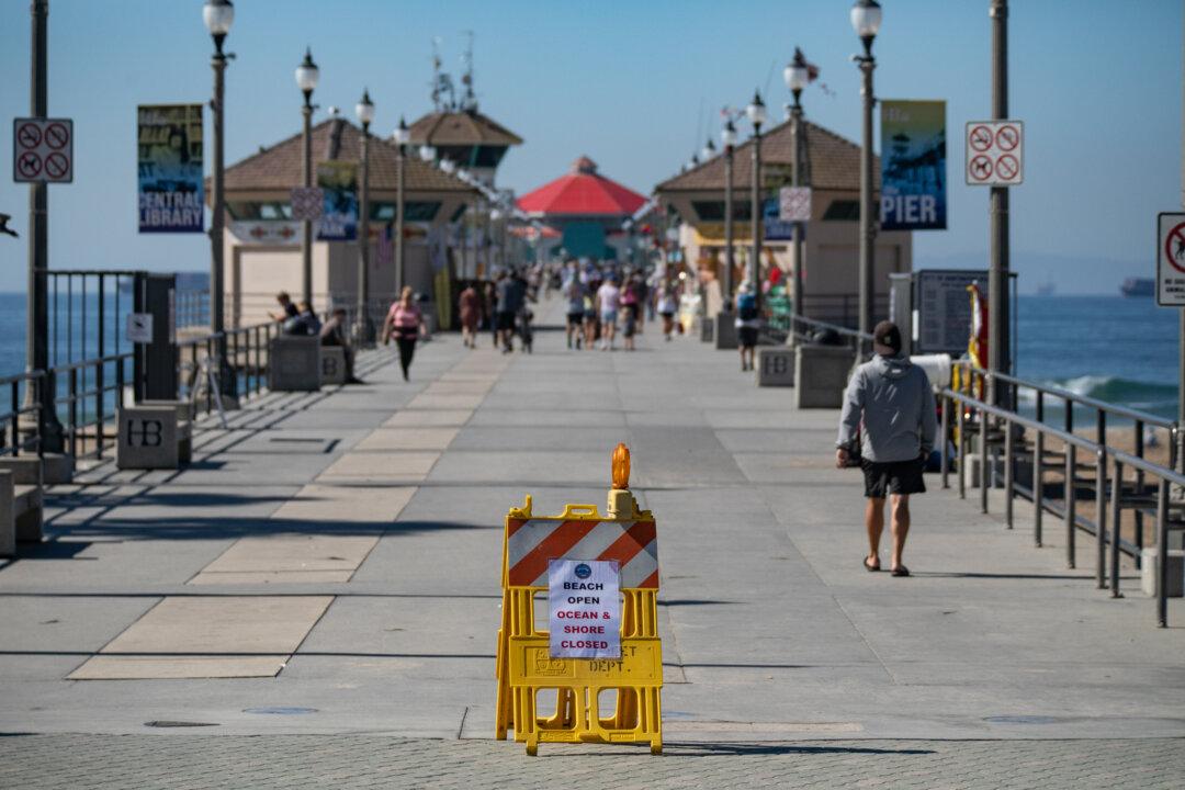 Residents and Visitors Reflect on Huntington Beach Oil Spill