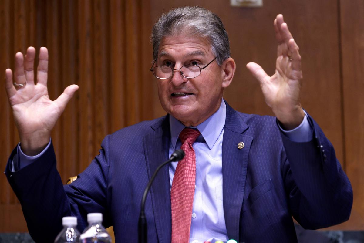 Inflation ‘Not Transitory’ and ‘Getting Worse’: Sen. Manchin