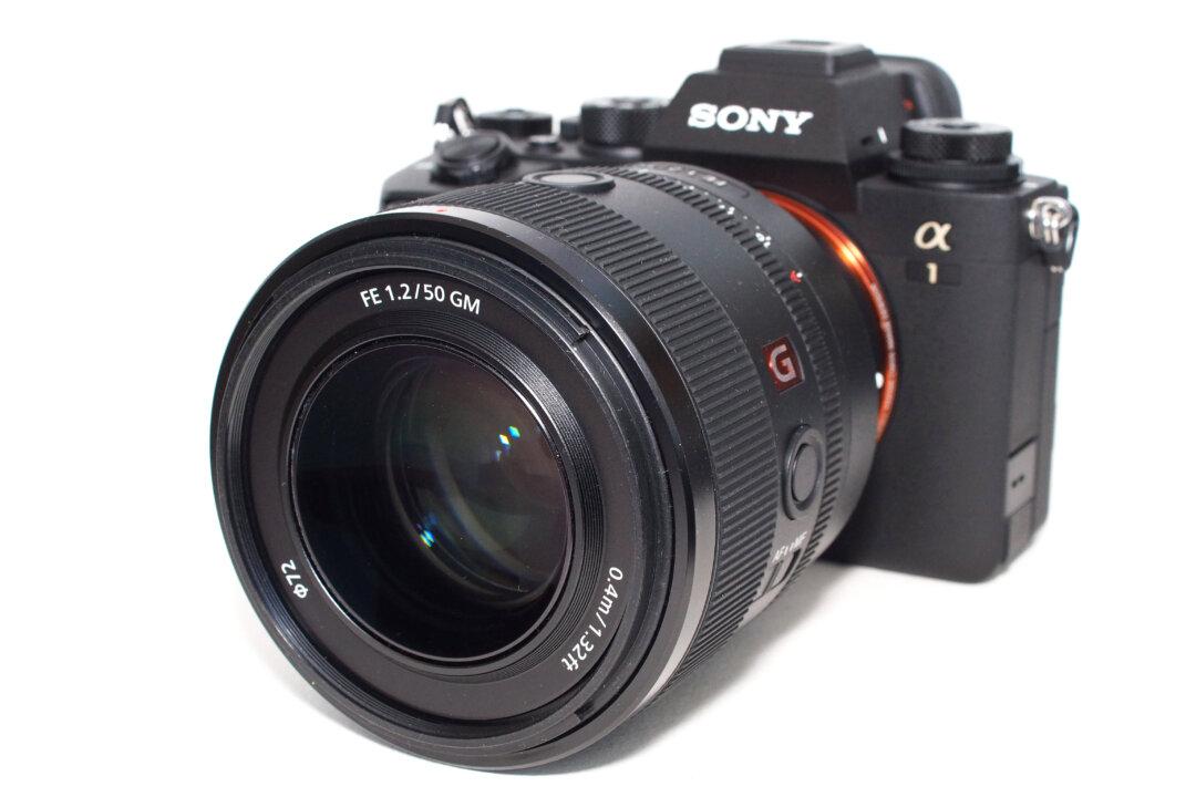 Painting With Pixels: Digital Mirrorless Cameras