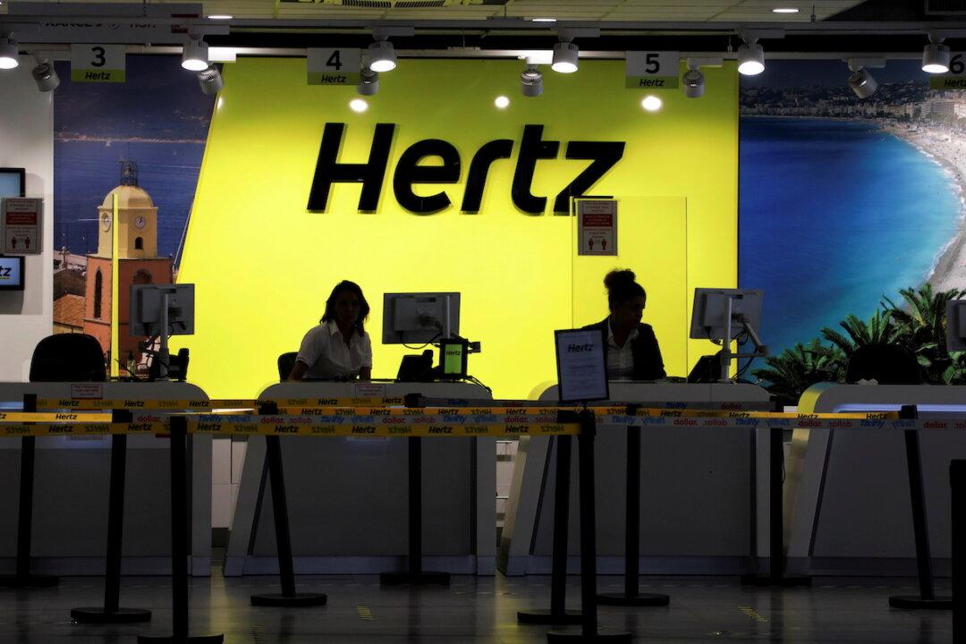 Hertz Tabs Former Ford Chief Executive Mark Fields as Interim CEO