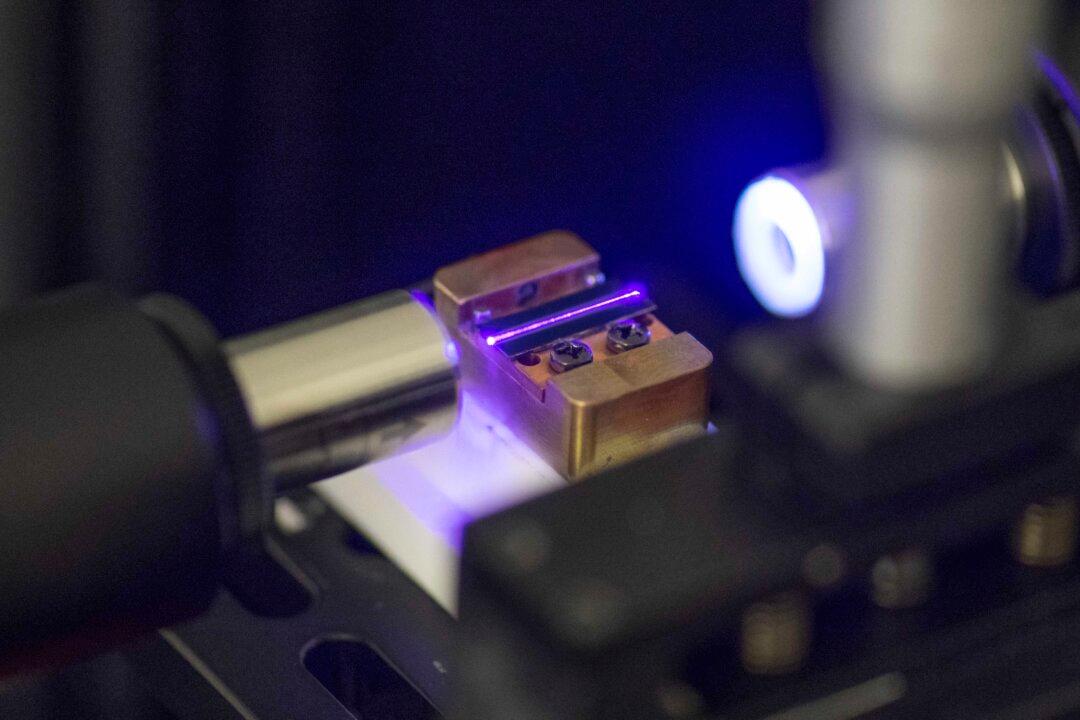 Revolutionary Quantum Computer to Be Developed in Brisbane