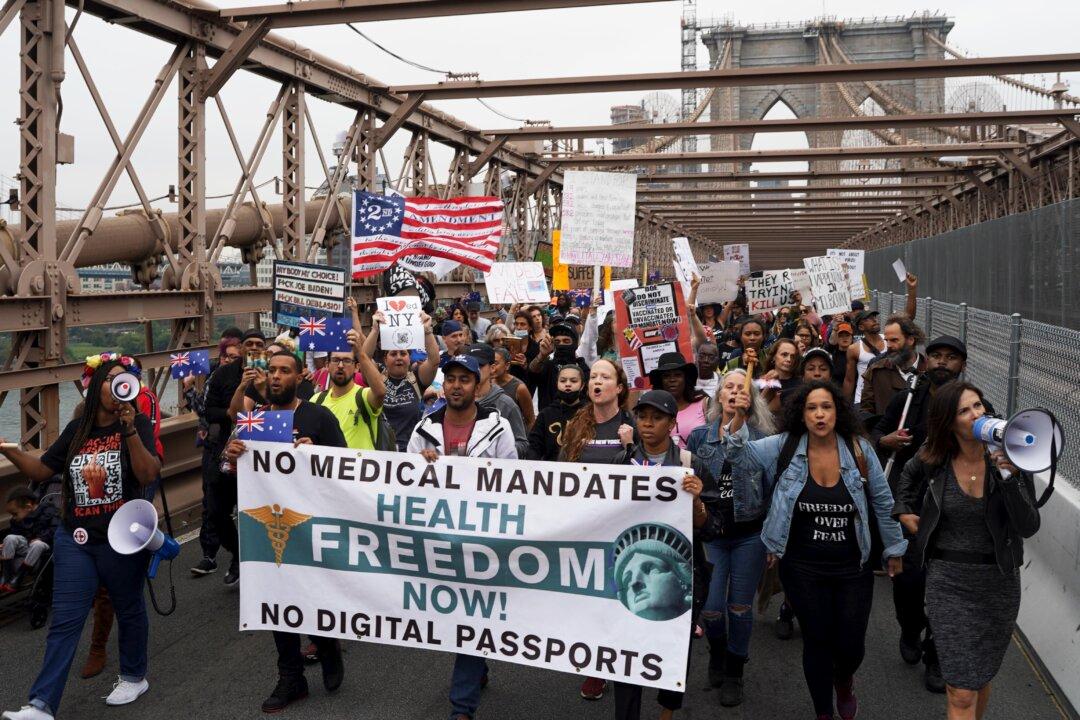 Unvaccinated Teachers in NYC Blame Union for Losing Their Jobs