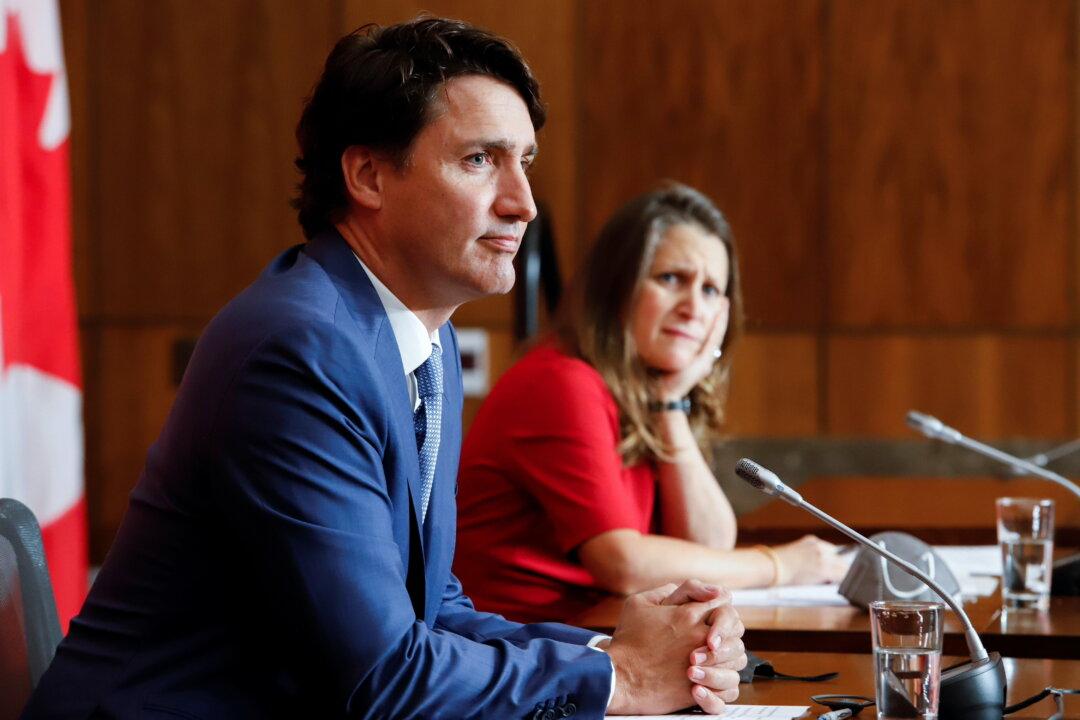 Trudeau Announces COVID-19 Vaccine Mandates on Federal Workers and Travelers