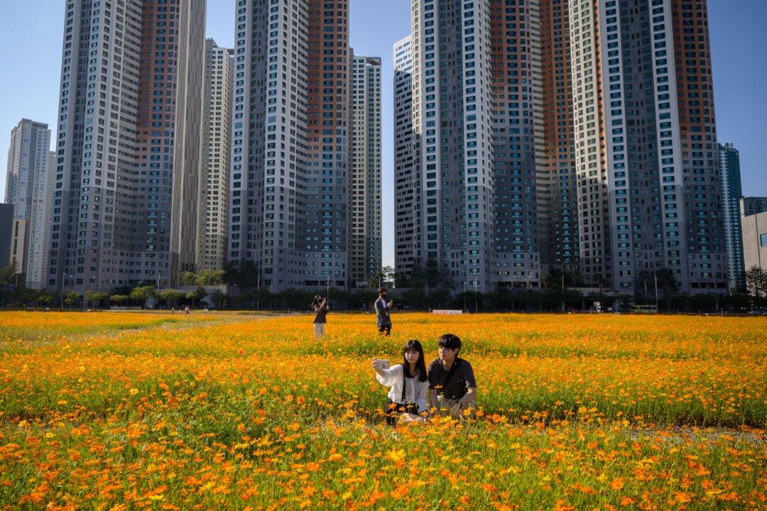 Chinese Man Acquires Upscale South Korean Real Estate Amid Restrictive Loan Measures