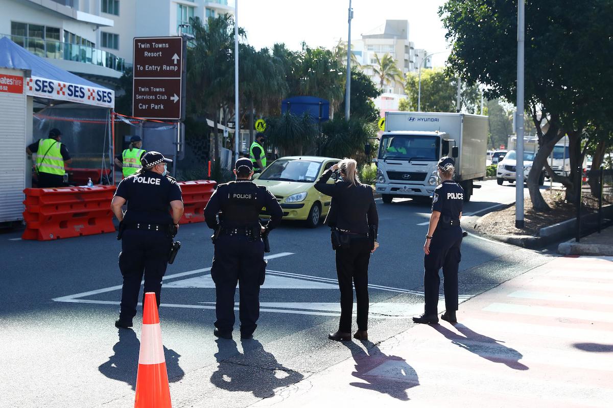 Australian Police Officers, Health Workers Quit Over Vaccine Mandates