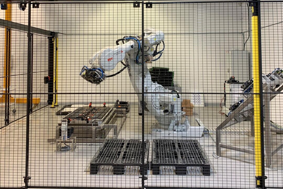 Dreams of European Battery Independence From China In Jeopardy: Analysts