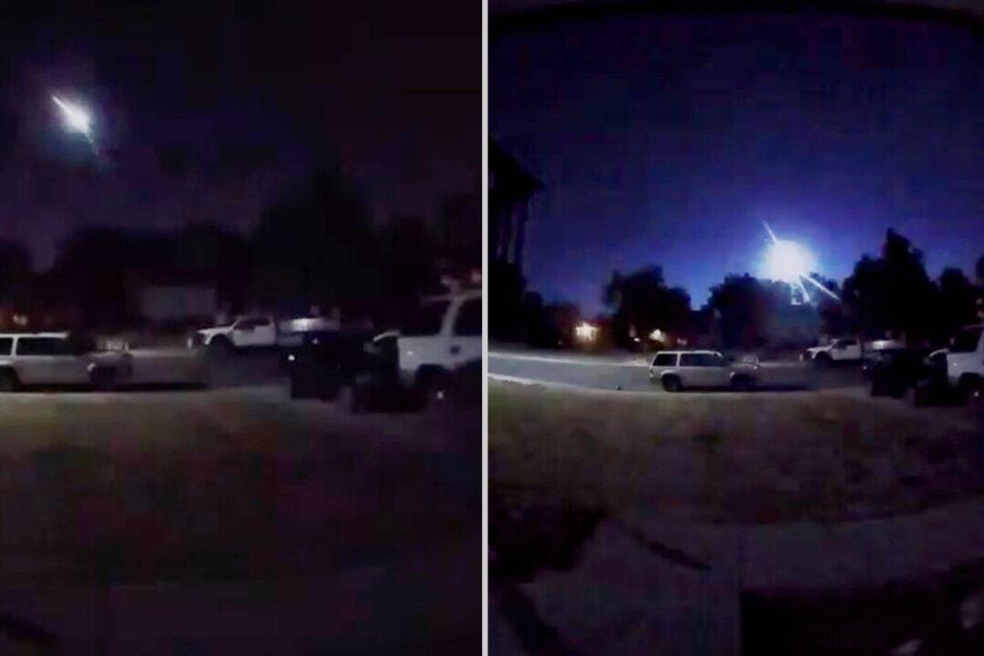 VIDEO: Doorcam Captures Shooting Meteor Exploding Into Huge Fireball Over Colorado