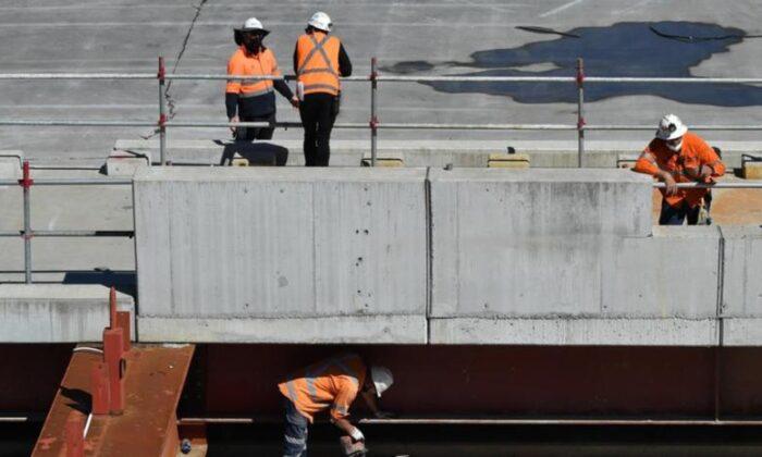 Australia’s Unemployment Rate Drops to 4 Percent