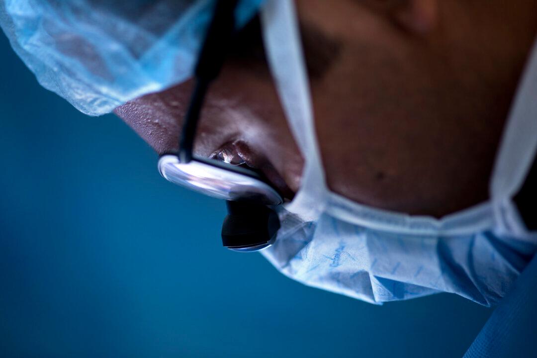 Doctors Challenge Push for ‘Gender-Affirming Care’ for Children