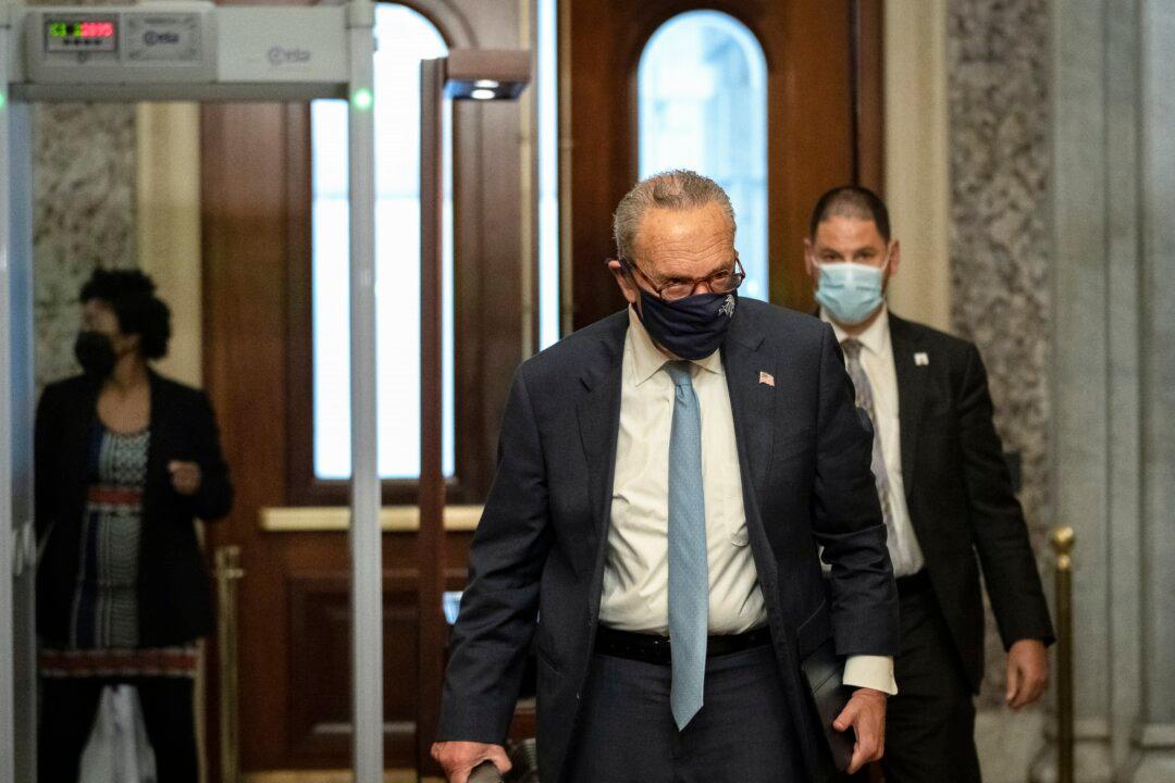 Senate Leaders Announce Short-Term Deal to Raise Debt Ceiling