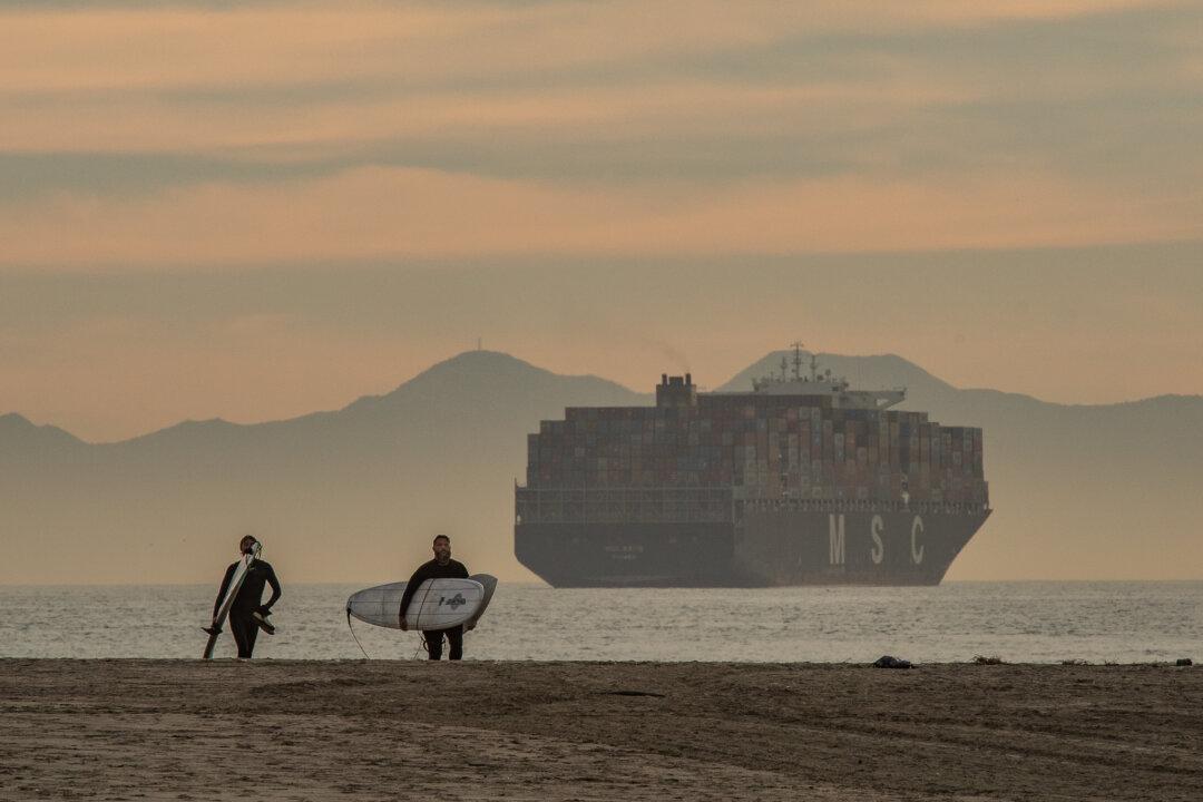 Small-Business Owners Complain of Product Shortages Due to Port Backlog