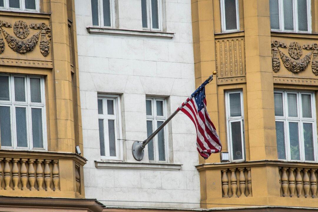 Russia Accuses 3 US Embassy Staff of Theft, Wants Their Immunity Lifted