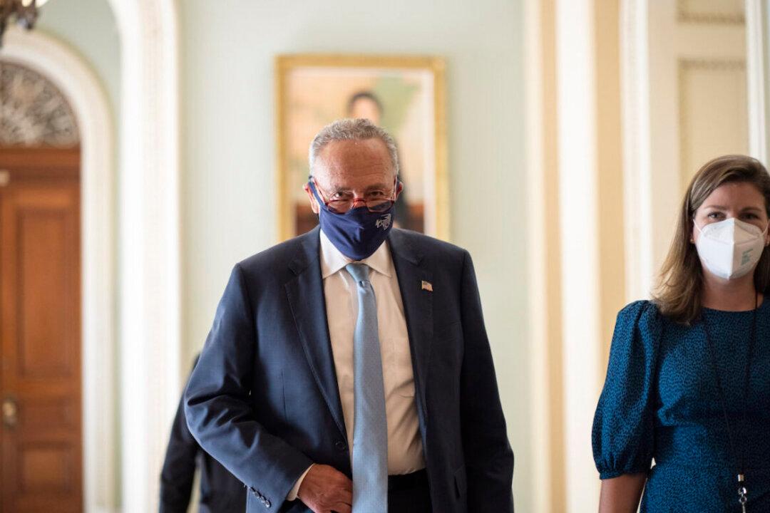 Senate Votes to Temporarily Raise Debt Ceiling, House to Vote Tuesday