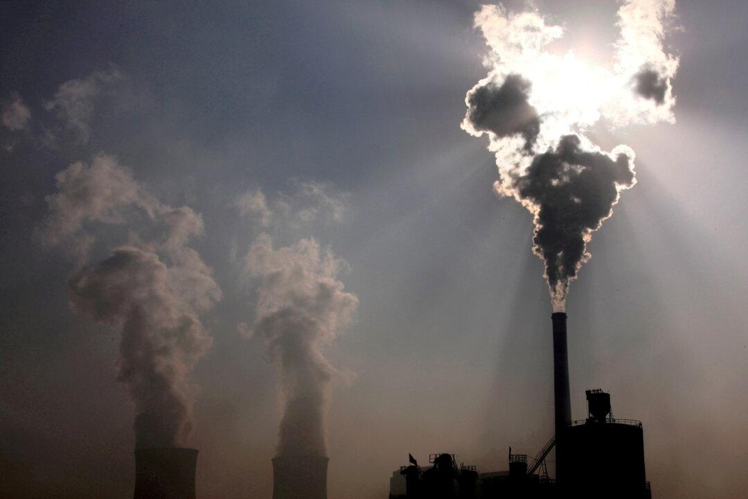 Chinese Utility Terminates ‘Green’ Energy Plant in Xinjiang Due to Pollutant Emissions