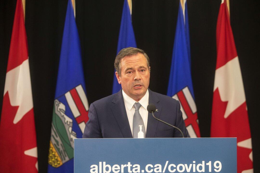 Vote in Alberta’s Upcoming Equalization Referendum Could Be Impacted by Other Factors, Observers Say
