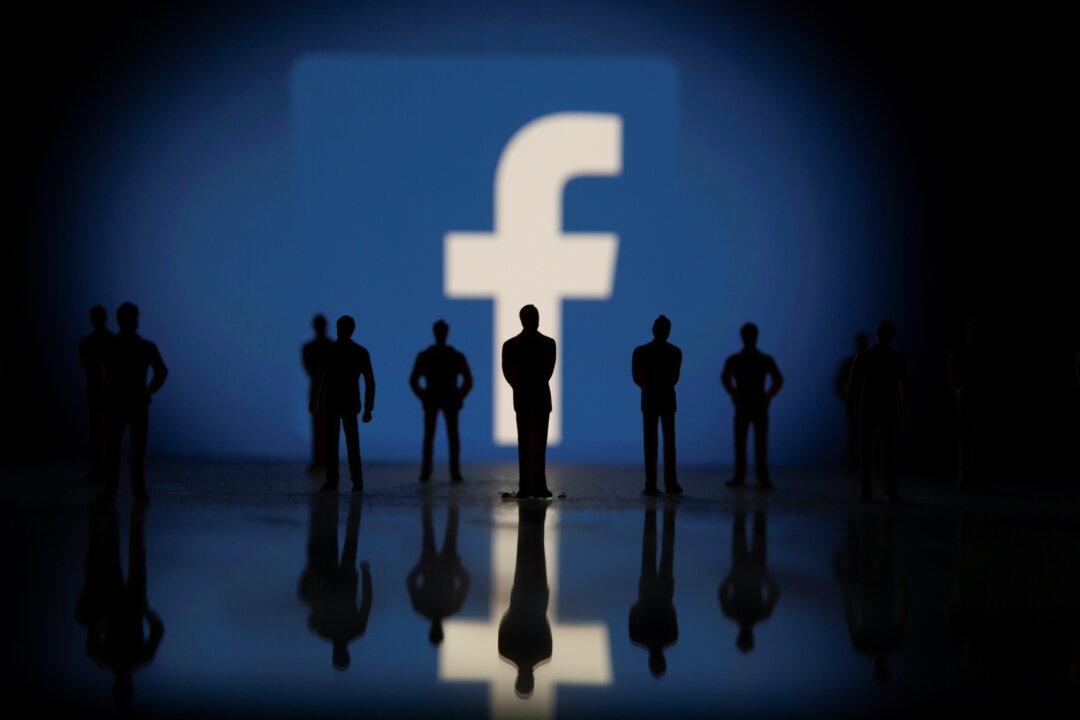 Facebook Will Try to ‘Nudge’ Teens Away From Harmful Content