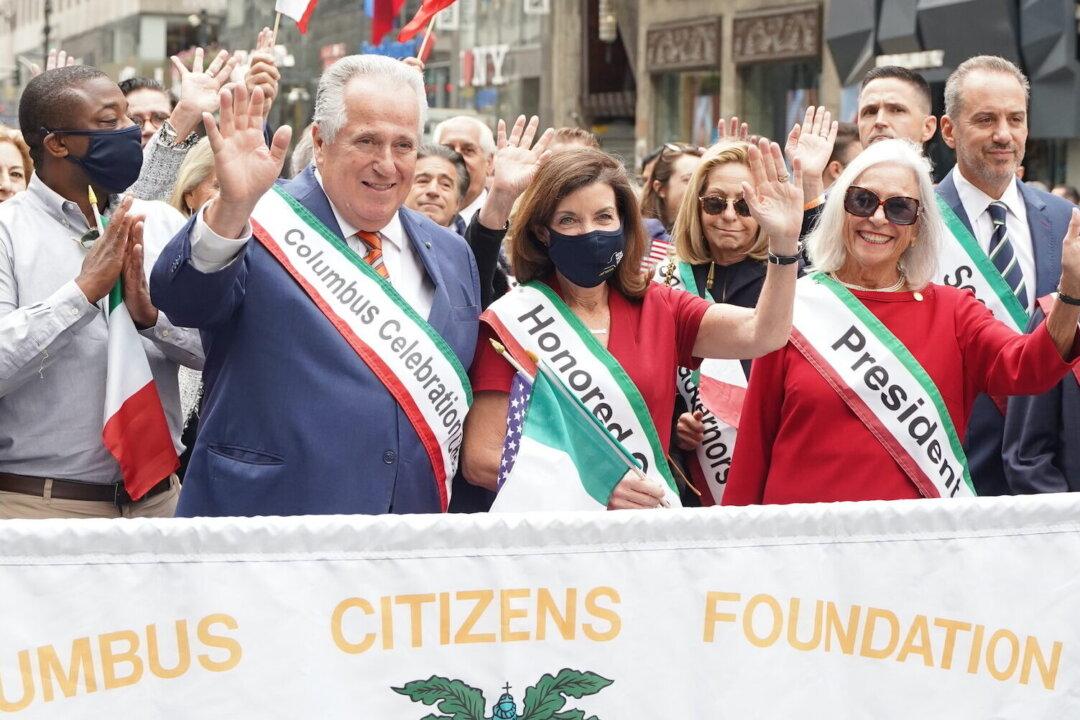 Officials at NYC Columbus Day Parade Speak About the Vaccine Mandates