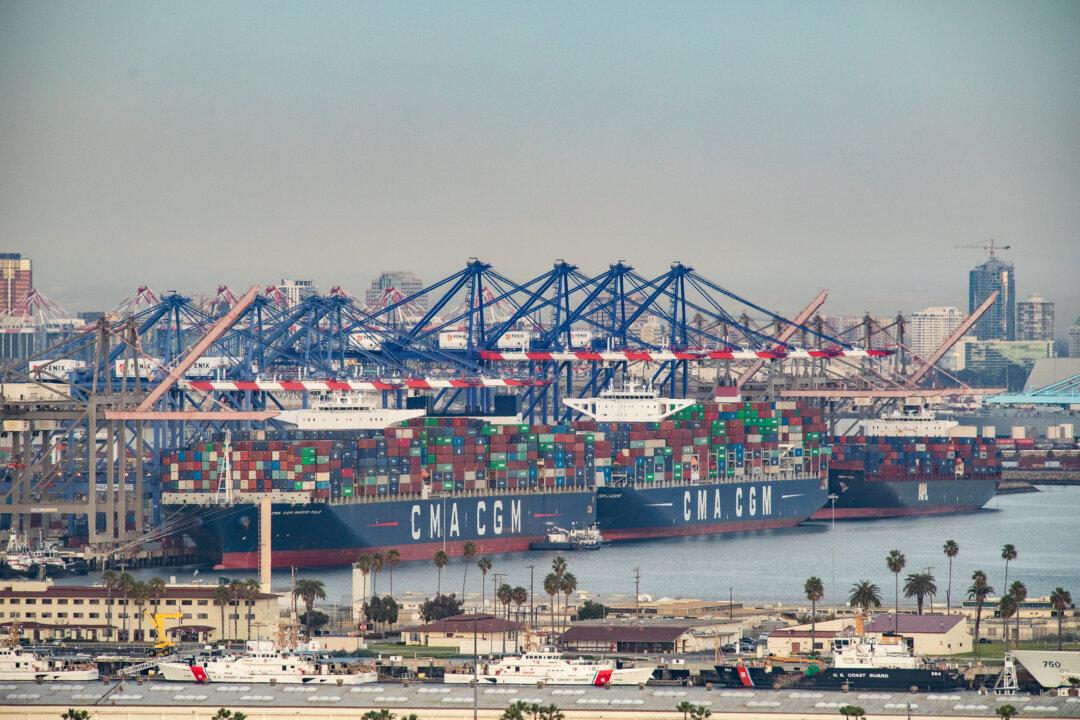 Ports Try New Fines to Deal With a Container Tsunami