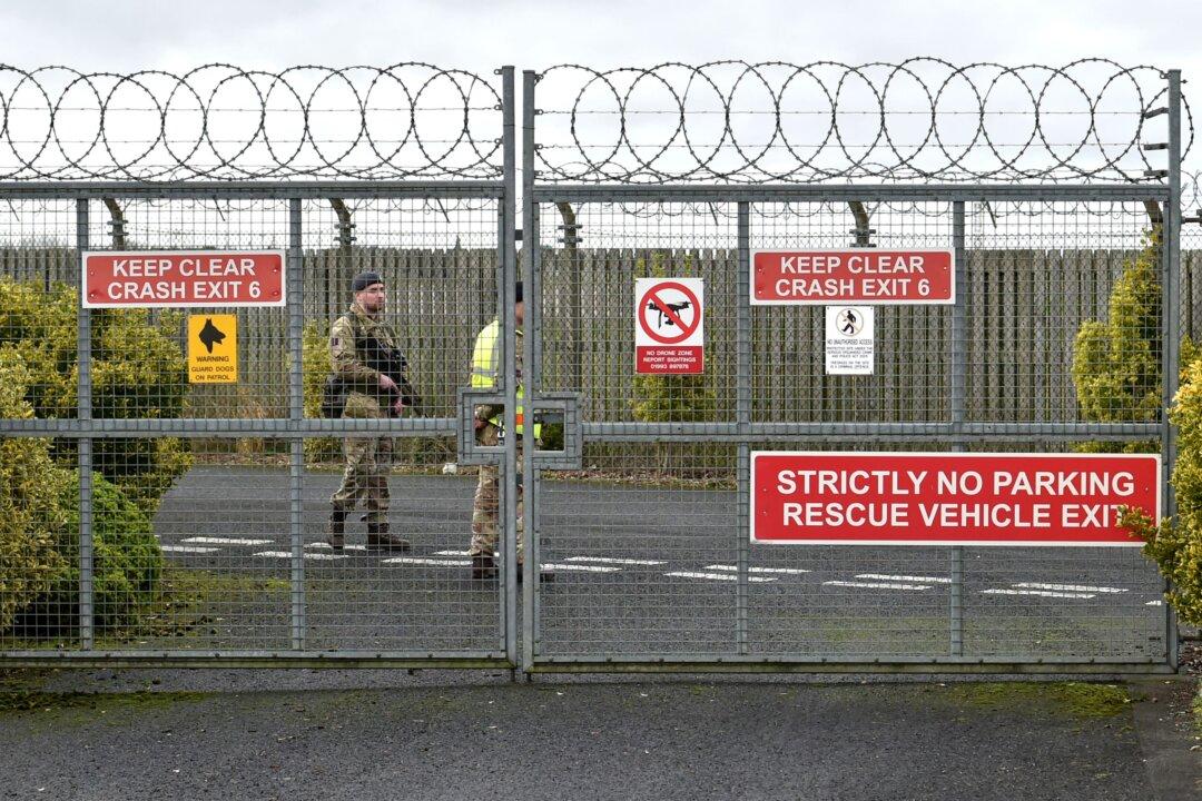 UK Defence Ministry Spends Twice as Much on Land as on Nuclear Deterrent: Report