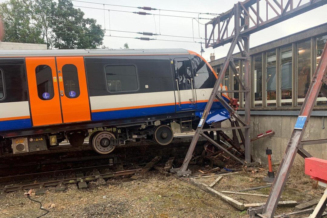 Train Crashes Through Buffers at Busy London Station