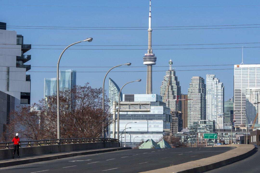 Academic Study Critical of Lockdowns Largely Ignored by Media, Professor Says