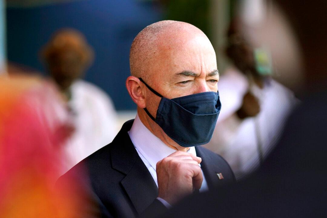 DHS Chief Orders ICE to End Mass Raids of Workplaces of Suspected Illegal Aliens