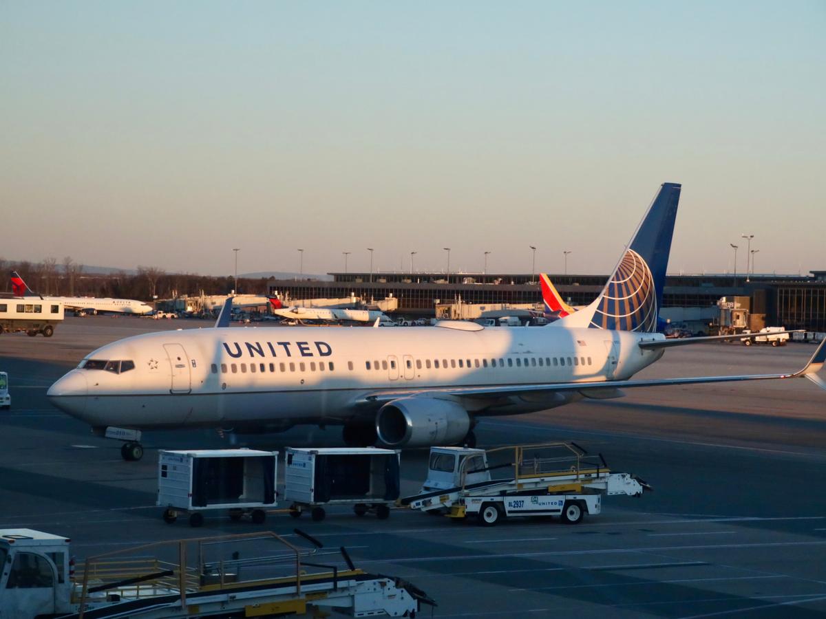 United Airlines Will Fire 232 Unvaccinated Employees: CEO