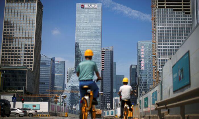 Evergrande Crisis Portends a ‘Dramatically’ Slowing Chinese Economy, Economist Says