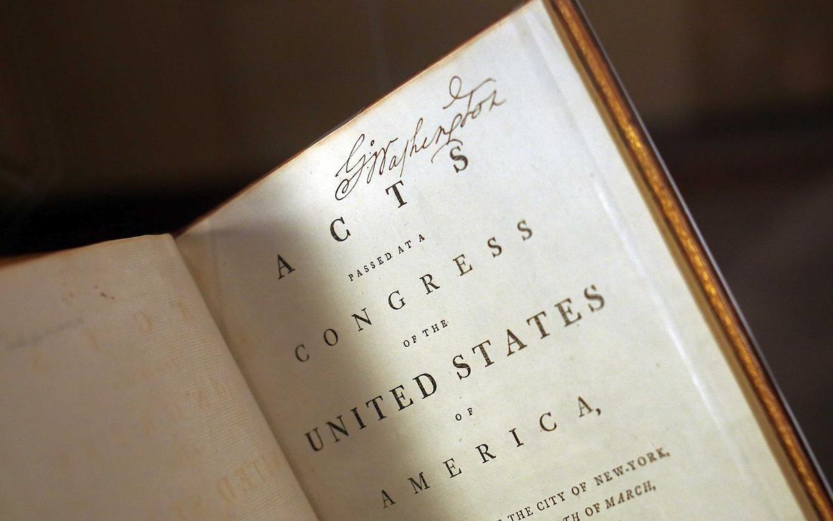 Texas School District Reverses Course After Refusing to Distribute Pocket Copies of US Constitution
