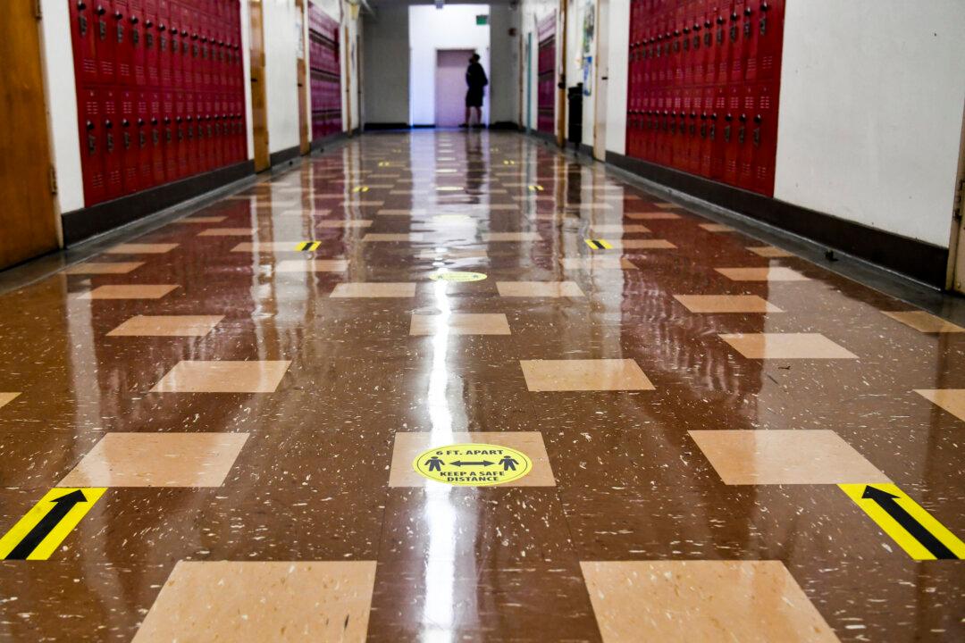 COVID Vaccination Deadline Arrives for LAUSD Employees