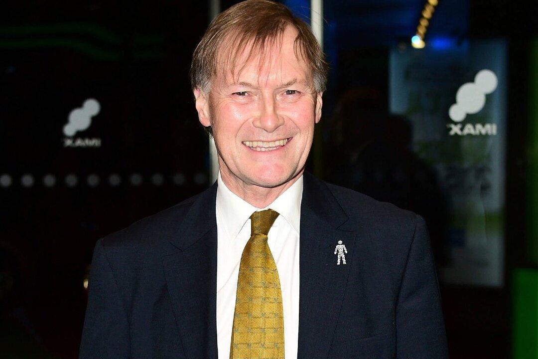 British Lawmakers Continue to Meet Constituents a Day After Killing of MP