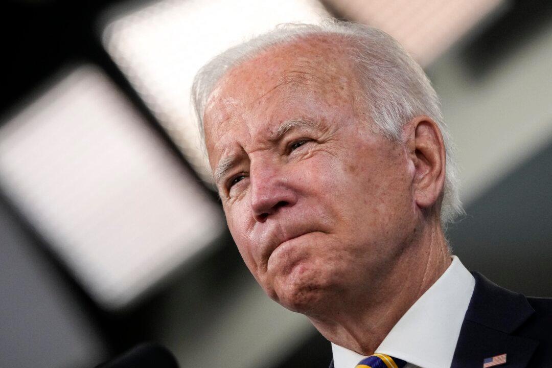 Biden Supreme Court Commission Divided on Adding Justices to Supreme Court