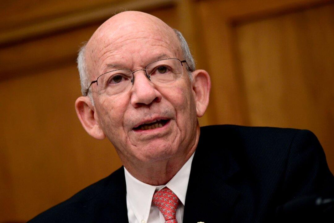 Democrats to Lose Key Figure as DeFazio Announces Retirement