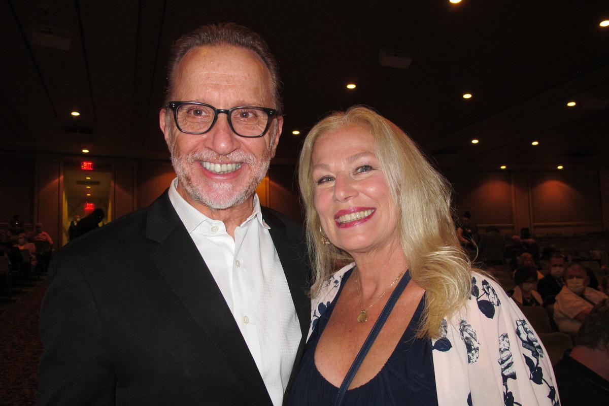 Couple Feel a Connection With Shen Yun’s Values