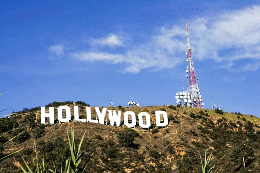 LA Mayor Bass Rescinds Garcetti’s Order to Light Hollywood Sign