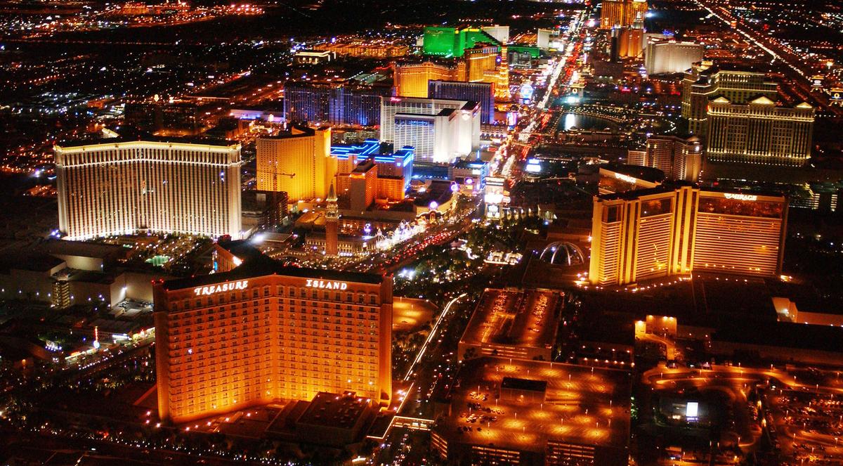 The strip on Las Vegas Boulevard on May 30, 2002. (Robert Mora/Getty Images)