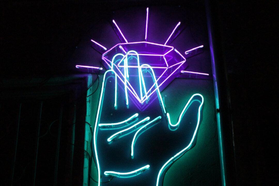 The Ultimate Diamond Hands? CryptoPunk Owner Rejects Record $9.5 Million Bid