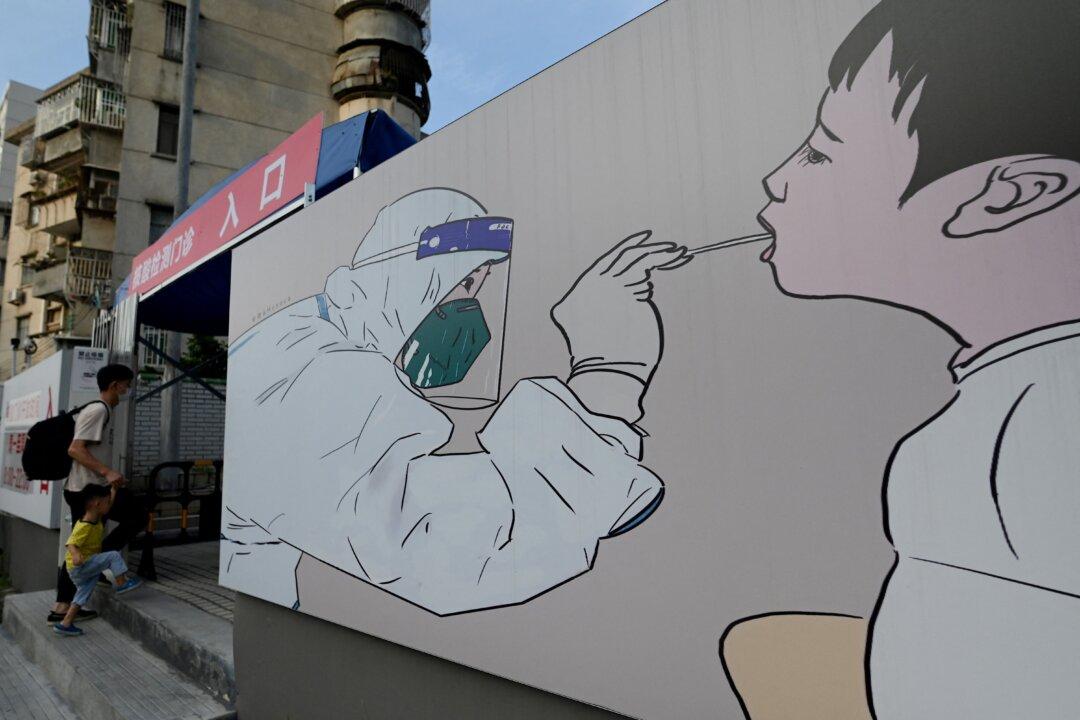 Eight Chinese Diagnosed With COVID-19 in Region Claimed by Authorities to Be Virus-Free