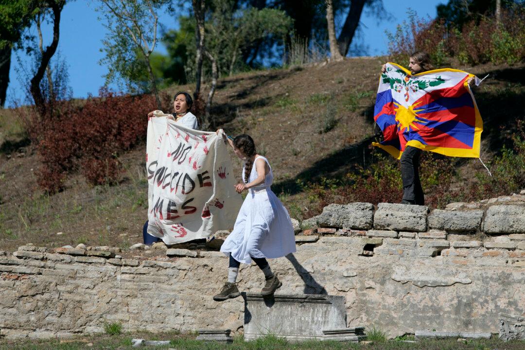 Rights Activists Urge Boycott of Beijing Winter Olympics