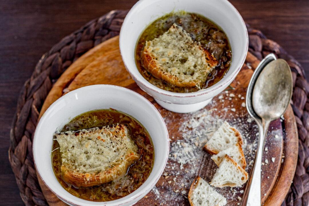 Carabaccia (Florentine Onion Soup)