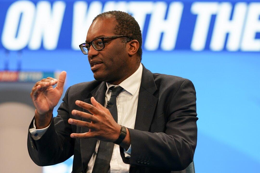 UK Government Rejects Calls to Reintroduce COVID-19 Restrictions