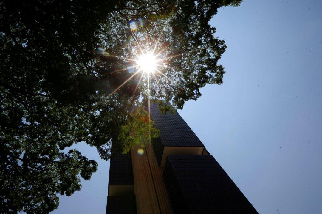 Brazil Nixes Welfare Expansion Announcement Amid Currency Sell-Off