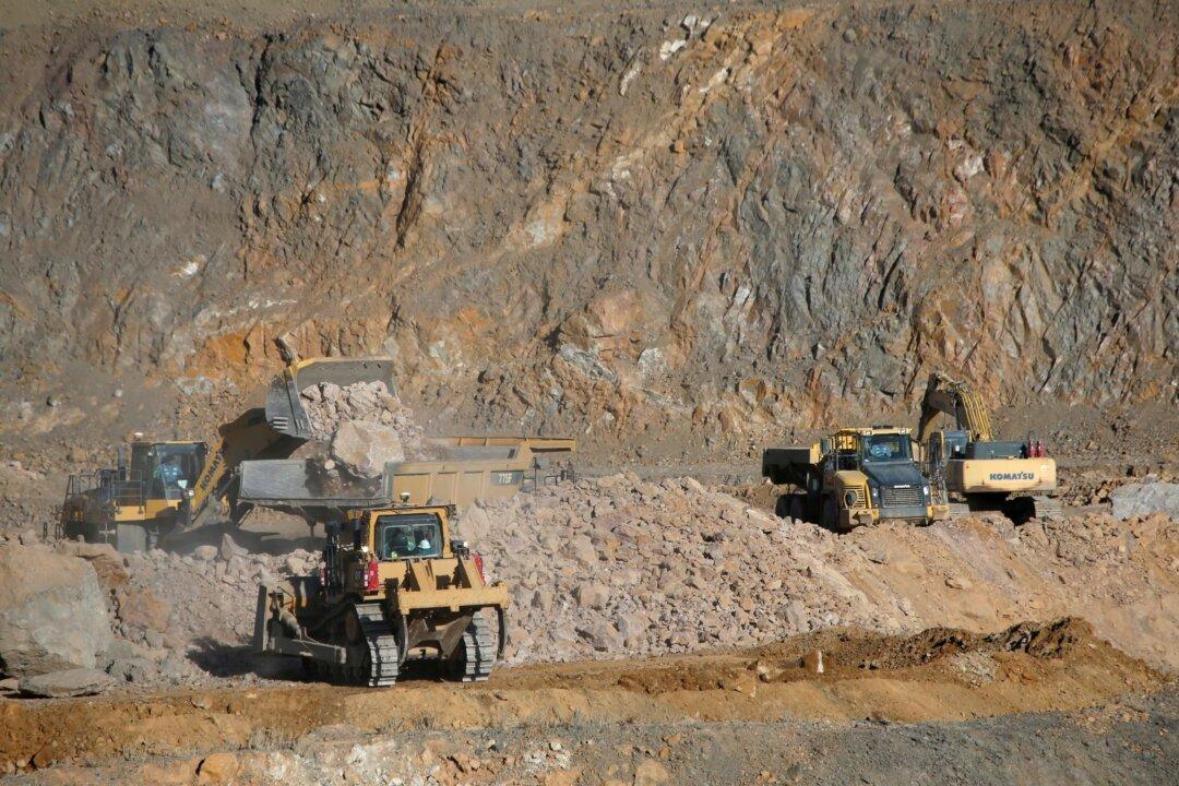 US Builds New Critical Minerals Supply Chain to Counter Chinese Rare Earth Monopoly