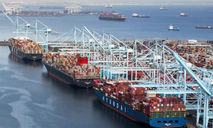 California Ports, Key to US Supply Chain, Among World’s Least Efficient