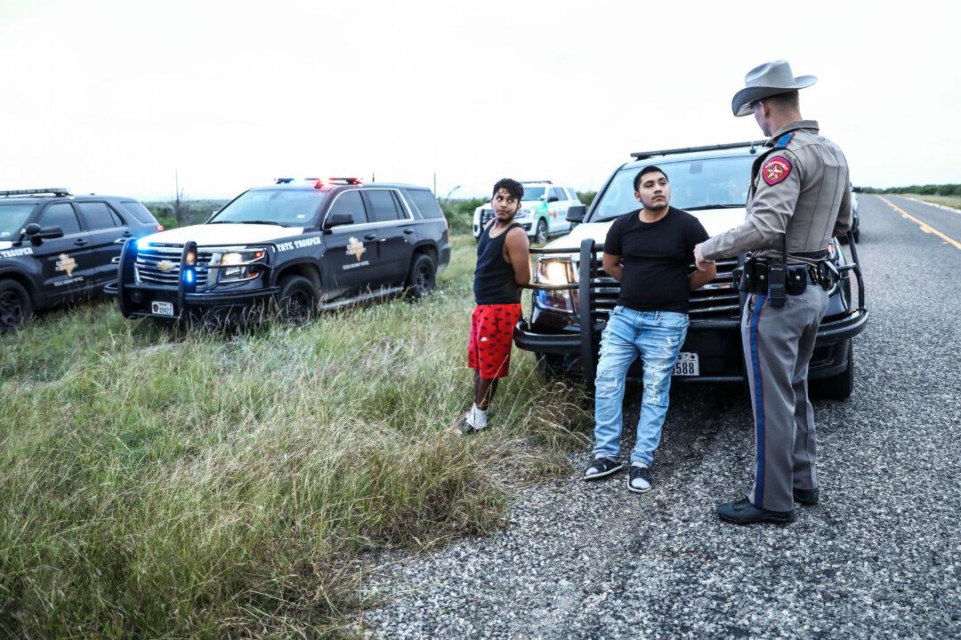 Texas Under Pressure to Secure Its Own Border Against Illegal Immigration Amid Escalating Crisis